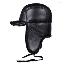 Berets Male Female Winter Warm Ear Protection Bomber Hat Man Woman Genuine Leather Faux Fur Inside Black Ultra Large Size 55-60cm Caps