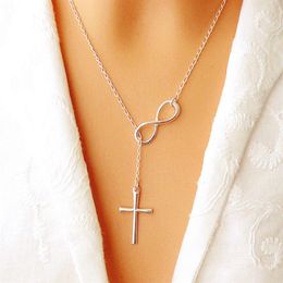 Lovely Chic Infinity Crosses en una larga cadena de plata para mujeres Joyería Gift279z