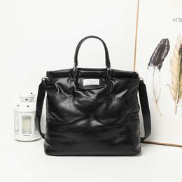 Stores Wholesale Design Bags Low Prices Magila Pillow Leather Portable Tote New Winter Soft Women's Luxury