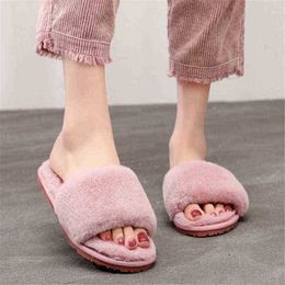 2020 Korean Version Durable Cotton Slippers Female Winter Cute Home Warm Plush Thick Bottom Indoor Simple Home Slippers J220716