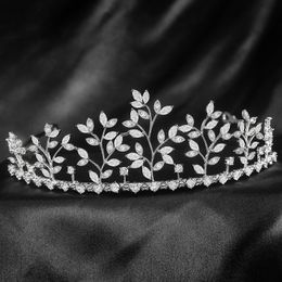 Classic Wedding Crystal Flower Crowns and Tiaras for Women Bridal Hair Accessories Fashion Headpiece Engagement Prom Jewellery Gift