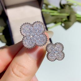Luxury Clover Designer Ring Silver Shining Crystal Diamond 4 Folhas Flor Flor Anéis Jóias para Mulheres