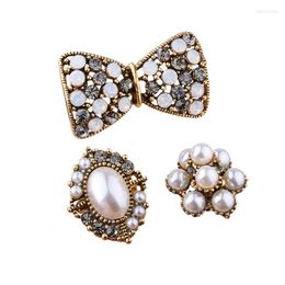 Brooches CINDY XIANG 3pcs/set Pearl And Rhinestone Pins Brooch For Women Men Vintage Bowknot Flower Badges Jewelry Gifts