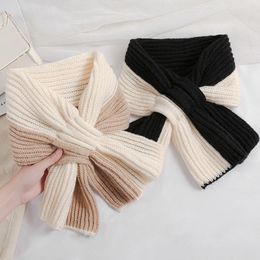 Scarves Small Scarf Short Female Autumn and Winter Cross Knit Bib Korean Version of Colour Matching Winter Warm Lazy Neck Guard