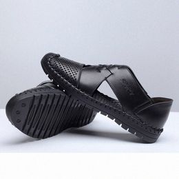 breathables Summer Men Hollow Hole Antiskid Sandals Breathable Split Sandal Leather Trend Ankle Wrap Mens Casual Loafer Shoe Wholesale Shoes 08N2#