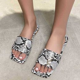 Fashion Women Shoes Snake Print Large Size Flat Fish Mouth Sandals And Slippers Slip On Slide Sandals Beach Casual Shoes J220716