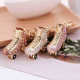 Keychains Crystal Rhinestone Roller Skates Shoes Keychains Fashion Keyrings Keyholder Rings Holder Purse Bag Buckle Pendant Jewellery T220909