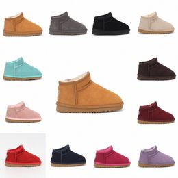 Австралия сапоги детская обувь Uggs Классическая Uggi Girls Shoe Shoe Ugg Sneaker Designer Boot Boot Kid Юн