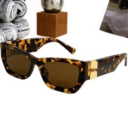 Occhiali da sole farfalla di moda per donne UV400 09W Glasshi Cateye 53-22-135Small PRANK RIM per occhiali da prescrizione Case di progettazione