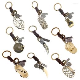 Keychains Vintage Bronze Alloy Boxing Glove Charm Handbag Car Key Ring Skateboard Pendant Male Female Keyrings Fashion Jewellery