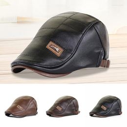 Berets PU Beret Vintage French Flat Cap Adjustable Strap Buckle Sboy Cabbie Drivers Hat For Winter Driving Hunting XIN-