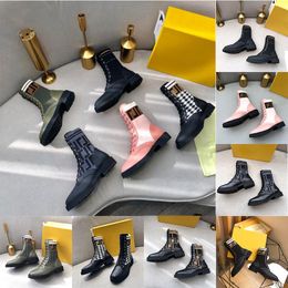Kadın tasarımcı botları örme streç Martin Siyah Deri Şövalye Kısa Önyükleme Tasarım Sıradan Ayakkabı Lüks Tasarımcılar Ayakkabı