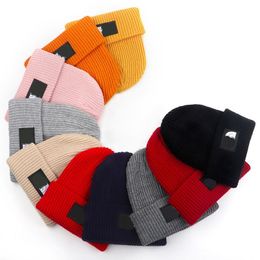 Designer-Hüte, Luxus-Beanie, Herren-Mützen für Damen, Herren-Mütze, Wintermütze, garngefärbt, bestickt, Casquette, Baumwolle, Cappello, modische Straßenhüte, Buchstabe a1