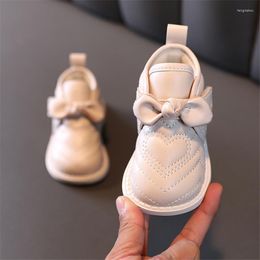 First Walkers 2022 Winter Baby Shoes Leather Butterfly-knot Cute Girls Princess Soft Sole Fashion Toddler Kids EU 15-25