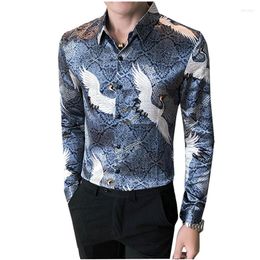 Camisas casuales para hombres 2022 show de moda de estilo china l￡ster Delicada impresi￳n de cisne plateado tendencia de manga larga camisa de hombres delgados
