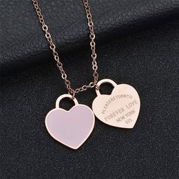 Heart Necklaces Jewlery Designer for Women Trendy Costume Fashion Luxurious Jewellery Custom Elegance Pendant Necklaces Iced Out Chains Chirstmas Gifts N21N