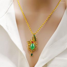Pendant Necklaces 24K Gold Inlaid Green White Rhinestone Butterfly Insect Elegant Gentle Choker Collar Fashion For Women Jewelry