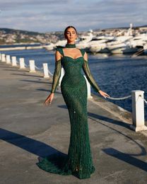 Glamorous Emerald Green Prom Dresses High Neck Sheer Illusion Party Dresses Lace Beading Tassels Custom Made Evening Dress