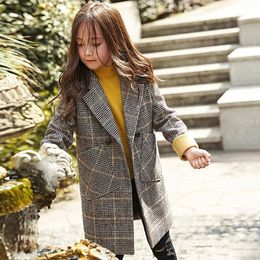 Coat Winter Kids Girl Overcoat Fashion Wool for Girls Teens Toddler Long Casual Warm Outerwear Children Plaid Woolen 221122