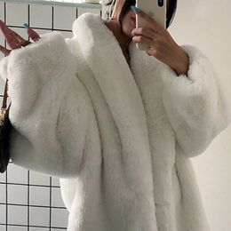 Women's Fur Faux White Jacket Winter Oversized Thick Warm Fluffy Coat Women Loose Casual Stylish Korean Fashion Streetwear 221123