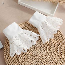 Knee Pads 1 Pair Women Wrist Cuffs Solid Colour Lace Pleated Horn Detachable Shirt False Sleeves For