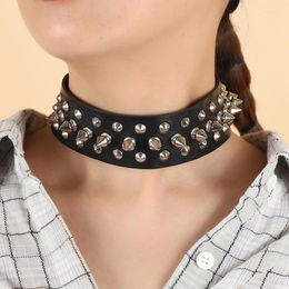 Choker Gothic Style Black Leather Necklace For Women Vintage Reviet Charms Wide Collar Neck Jewellery