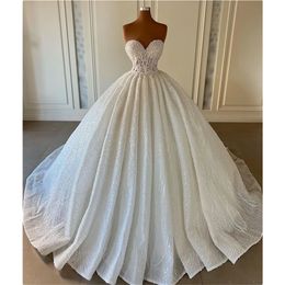 Luxury Ball Gown Wedding Dresses Appliques Sweetheart Sleeveless Strapless Sparkling Sequins Beads Lace Ruffles Floor Length Sparkling Bridal Gowns Plus Size