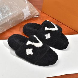 Luxury Designer women sandals indoor outdoor slides Wool rubber slippers flat comfort