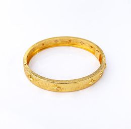 Personalidade cl￡ssica charme de pulseiras irm￣s para mulher Copper Silver Zircon Flor Gold Bangle Women Classicals Design Simple Ajust8416048