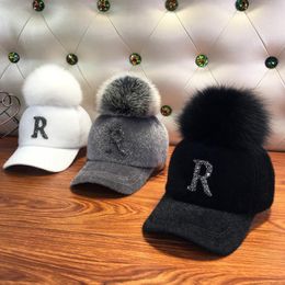 Ball Caps Letter Baseball Cap Fashion Pompom Autumn WInter Fur Outdoor Warm Sun Hats 221122