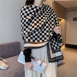 Scarves Luxury Cashmere Women Brand Shawl Scarf Plaid Warm Autumn Winter 's For Long Thick 221122