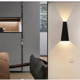Wall Lamps Nordic Minimalist LED Double Head Lamp Corridor Aisle Bedroom Bedside Fashion Interior Lighting Decoration