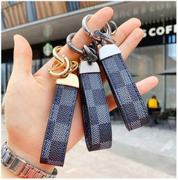 Creativity Presbyopia Print Car Keychain Bag Pendant Charm Jewelry Keyring Holder for Men Gift Fashion PU Leather Flower Grid Desi2605