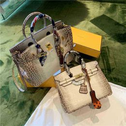 Designer Bk Genuine Handbag Leather Himalayan White Crocodile Bag 2024 Spring and Summer New Fashion Womens Small Cross Messenger Single Shoulder Portable Platinu