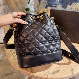 2022Ss France Womens Bucket Bags Luxury Designer Quilted Gold Drawstring Purse Large Capacity Letter Totes Adjustable Shoulder Strap Crossbody Handbags 21X24CM