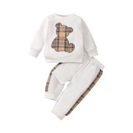 Set di abbigliamento per bambini Completo da orso bianco stampato in cartone animato 0-2 anni Tute sportive casual unisex per bambini Abiti in puro cotone per bambini