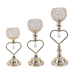 Crystal Candle Holders Metal Iron Candlestick Hj￤rtformade romantiska br￶llopsdekorationer Ornament