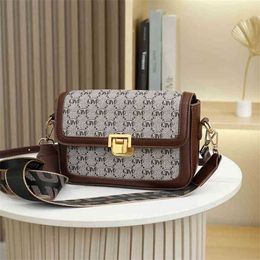 popular new small square bag USA high-grade feeling women's texture USA versatile Messenger Shoulder bag