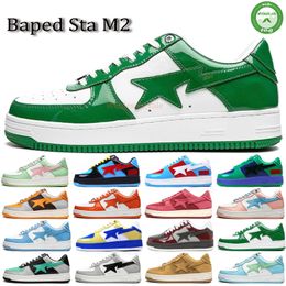 Yeni Bapestas Baped Tasarımcı Günlük Ayakkabı Platformu Spor ayakkabıları Bapesta SK8 STA PATENT DERİ Yeşil Siyah Beyaz Plaka Formu Erkek Kadın Eğitmenler Jogging