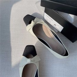 The Row Shoes Dress shoes Spring Designer 2022 New Square Head Colour Contrast Small Fragrant Bowknot Flat Heel Elegant Cowhide Single Shoes OH4J