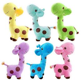 1Pc 15Cm Kawaii Giraffe Cuddle Animal Deer Stuffed Doll Colourful Giraffe Dolls High Quality For Baby Kids Girls Gift J220729