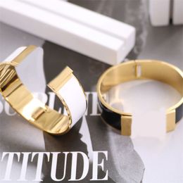 Designer bracelets fashion bangle for men and women stainless steel silver rose gold bangles luxury letter Jewellery gifts lady enamel bracelet multicolor option