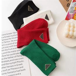 8pces/4pairs Women Winter Socks Luxury Designer Mens Breathable Cotton Sock