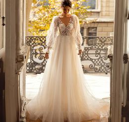 Romantic Flower Lace Wedding Dress Princess Champagen Long Sleeves V Neck See-through A Line Bride Bridal Gowns Boho Vestidos De Noiva