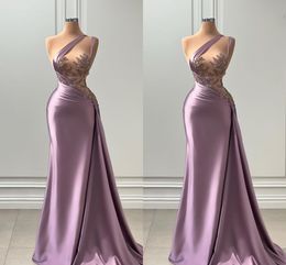 Elegant Sexy Plus Size Mermaid Evening Dresses for Women V Neck One Shoulder Appliques Sequins Beaded Satin Lace Floor Length Prom Dress Gowns Custom Made