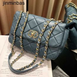 Women's Luxury Bag Shop 80% Factory Wholesale Retail Lingge Embroidery Bag 2023 Autumn and Winter New Popular Crossbody Mh Red Super Fire Small Square