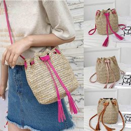 Evening Bags Straw Bag Lady Bucket Wild Fashion Literary Tassel Messenger Shoulder Handbags For Women