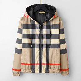 2022 Mens jackets Hooded Winter Style For Men Women Windbreaker Coat Long Sleeves Fashion Jackets With Zippers Letters Printed Outwears designer Coats#48