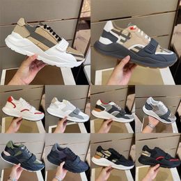 Hochwertige Marken-Herrenschuhe, Freizeitschuhe, flache Schuhe, gepolsterte Canvas-Schuhe, weiße und schwarze Designer-Ledersneaker von Burber.