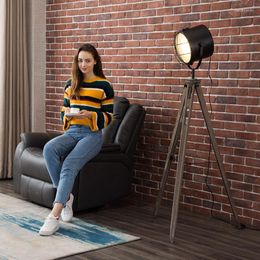 Floor Lamps 2022 Product Tripod Surveying European And American Village Retro LED Nordic Solid Wood Searchlight Wooden Lamp